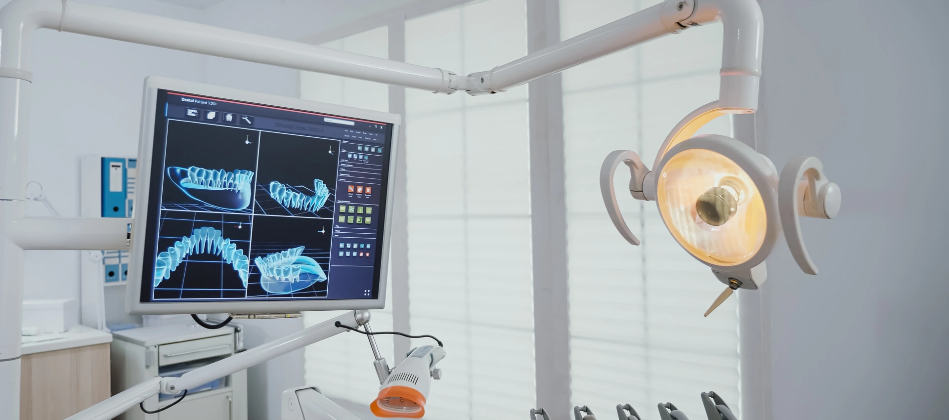 X-Guide Dynamic Surgical Navigation System That Uses Real-Time 3D Visualization to Assist in Implant Placement